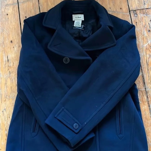 LL bean peacoat - Picture 3 of 4